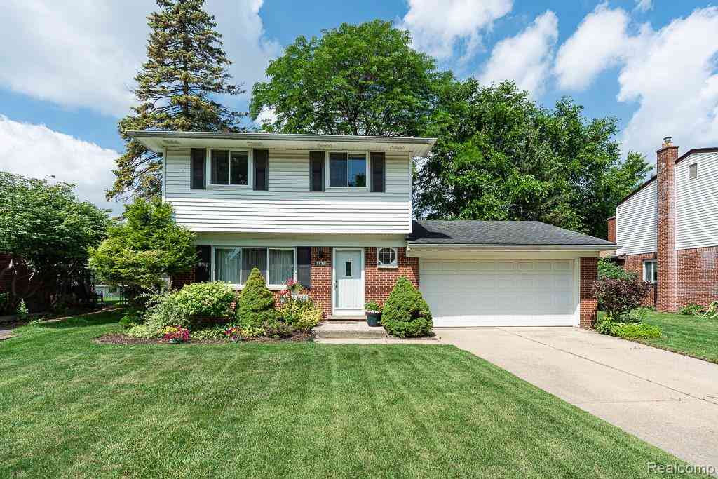 Homes For Sale - 11678 Monsbrook Court <br/> Macomb County, Sterling Heights, MI 48312