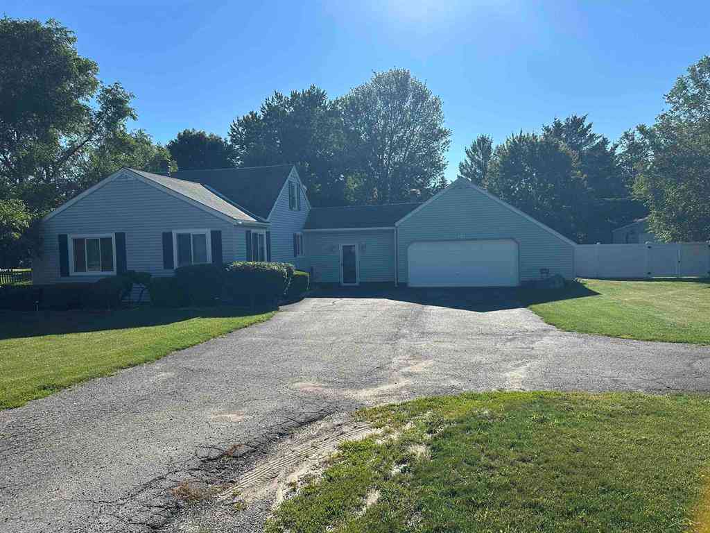 Homes For Sale - 214 N Hemlock Road <br/> Hemlock, MI 48626