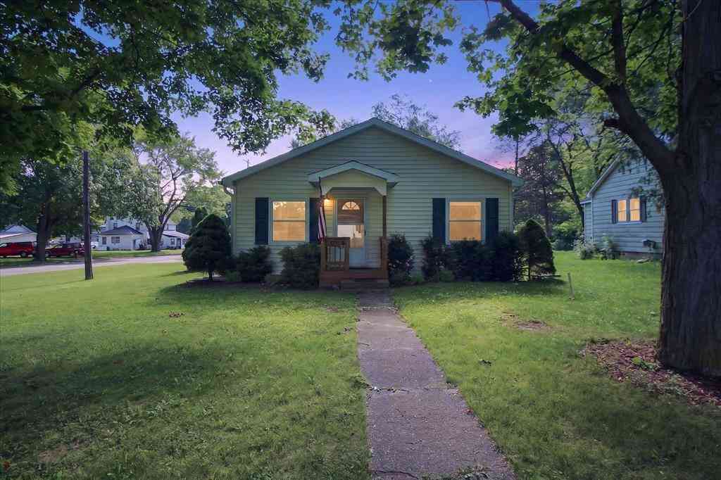 Homes For Sale - 405 S State Street <br/> Gratiot County, Alma, MI 48801