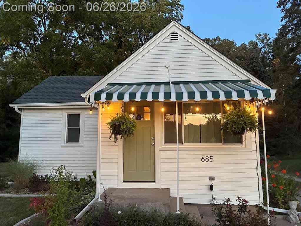 Homes For Sale - 685 S Wagner Road <br/> Ann Arbor, MI 48103