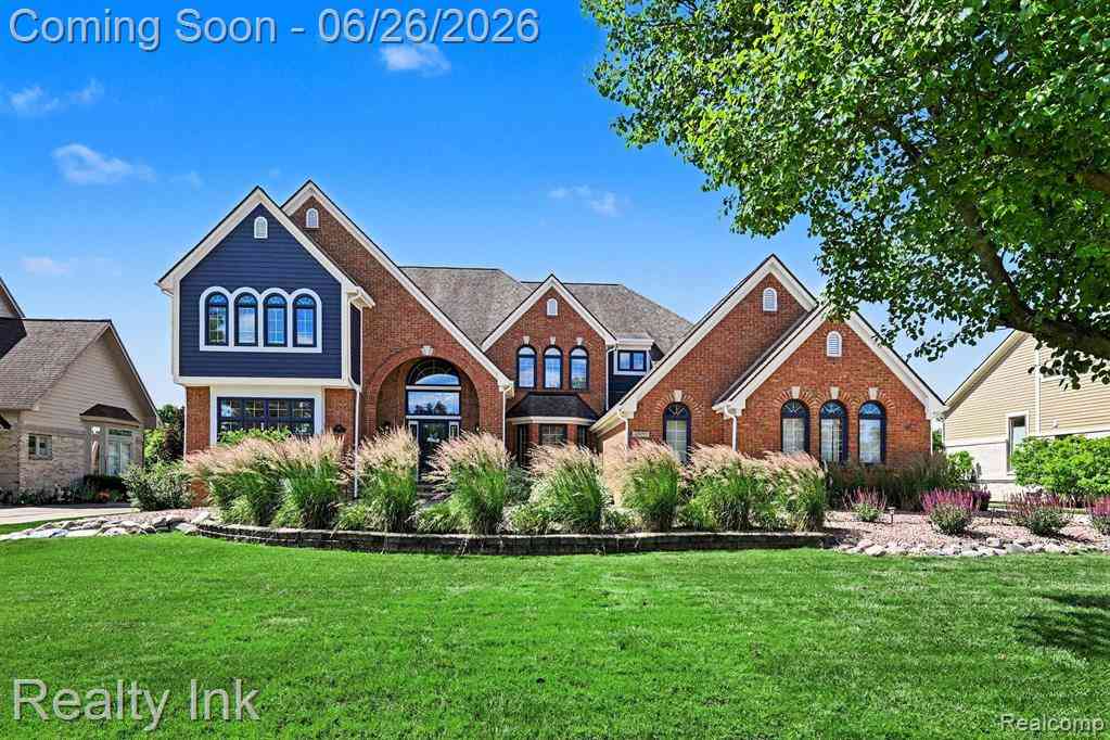 Homes For Sale - 49195 Fox Drive S S<br/> Plymouth, MI 48170