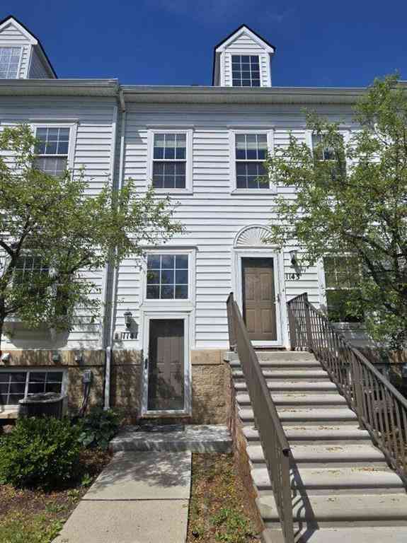 Condo For Sale - 1141 Freesia Court <br/> Ann Arbor, MI 48105