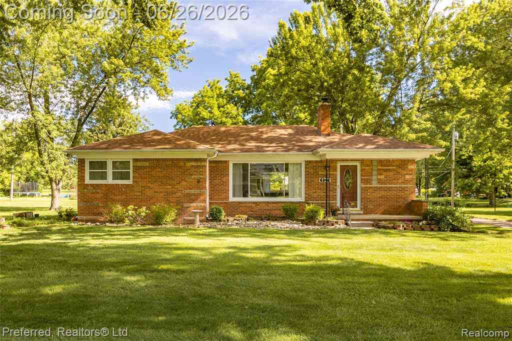 Homes For Sale - 6346 Donaldson Drive <br/> Troy, MI 48085