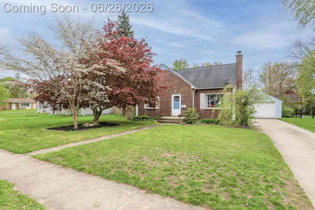 Homes For Sale - 2022 Paddington Road <br/> Kalamazoo, MI 49001