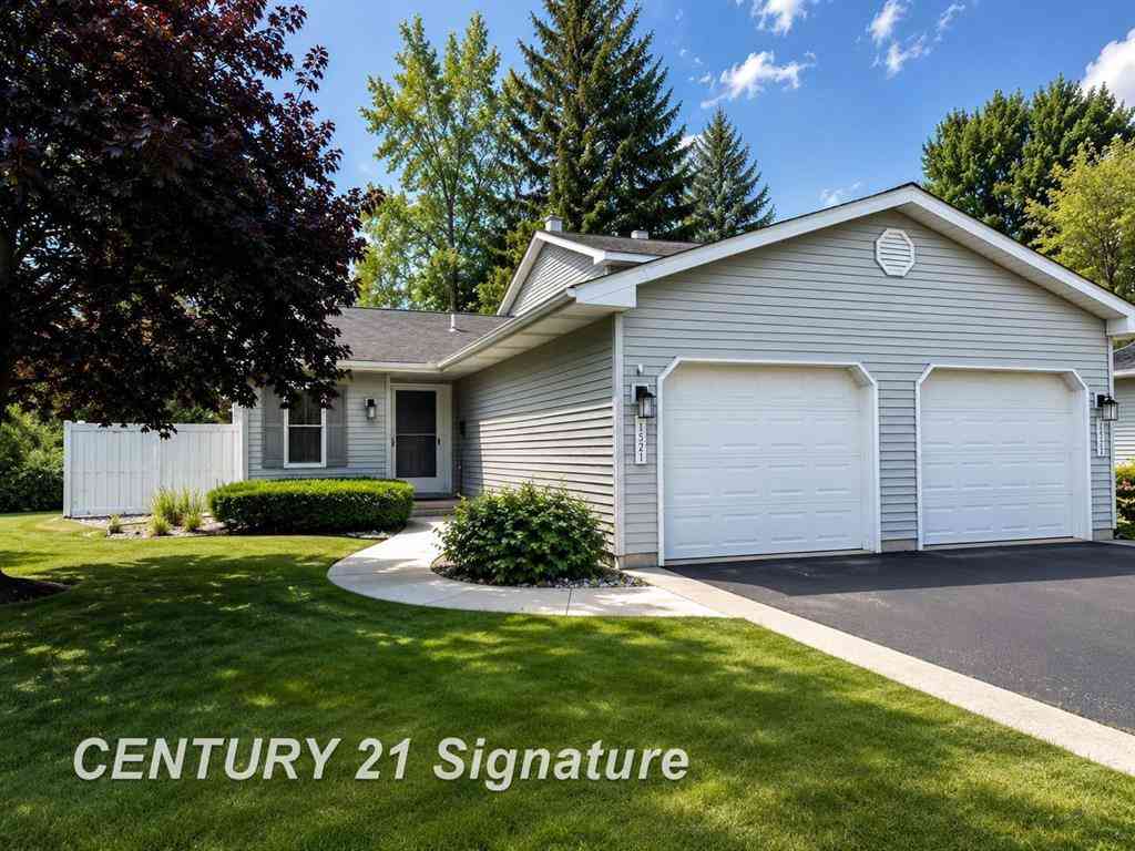 Condo For Sale - 1521 Pheasant Ridge Drive <br/> Midland County, Midland, MI 48640