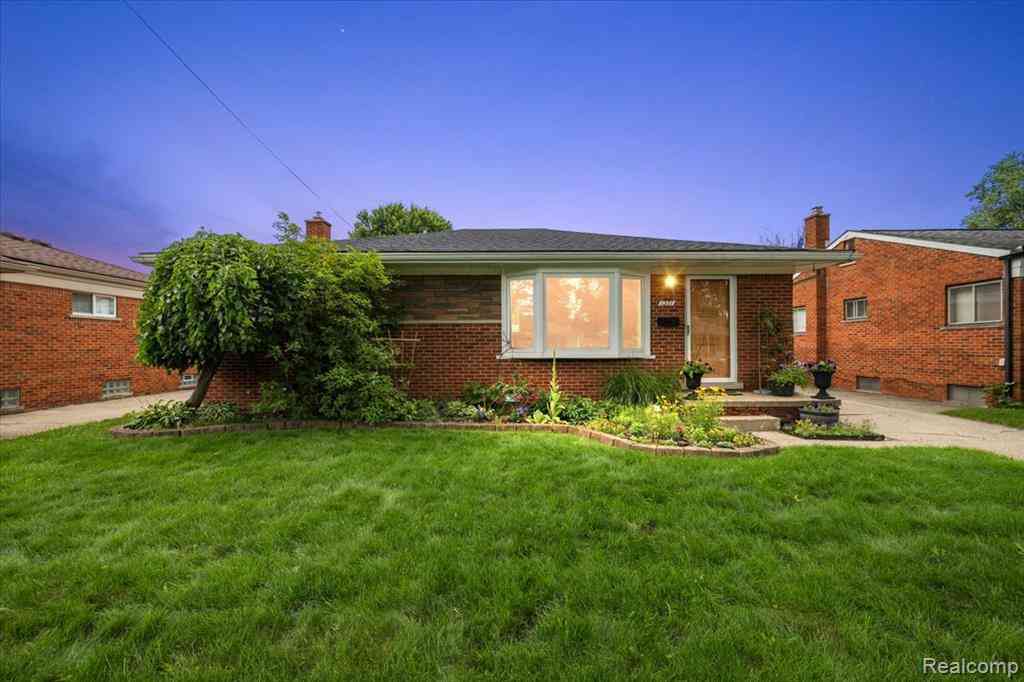 Homes For Sale - 1271 Beaupre Avenue <br/> Madison Heights, MI 48071
