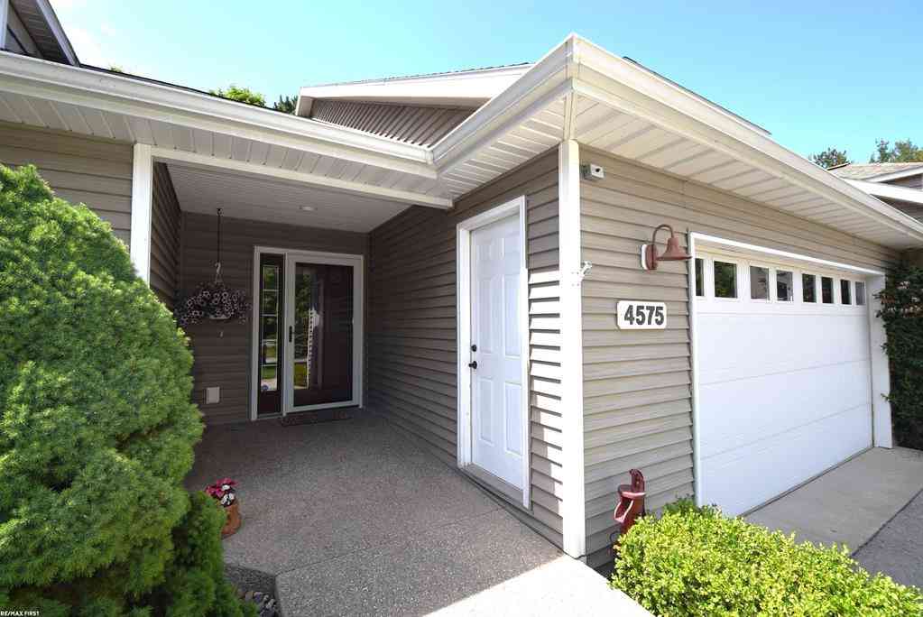 Condo For Sale - 4575 Black Bear Drive <br/> Grand Traverse County, Traverse City, MI 49685