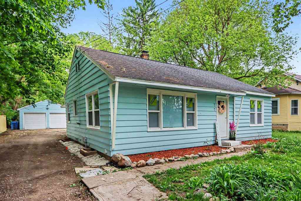 Homes For Sale - 5141 N Westnedge Avenue <br/> Kalamazoo, MI 49004