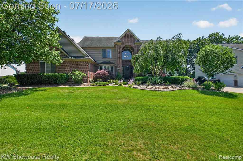 Homes For Sale - 8265 Eastway Drive <br/> White Lake, MI 48386