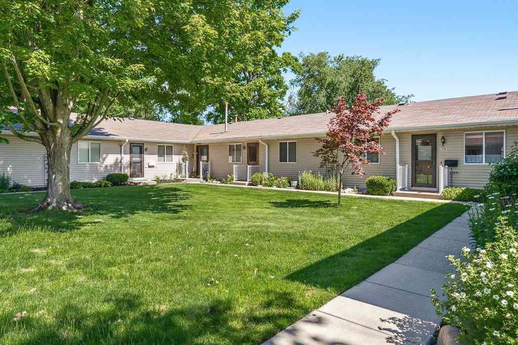 Condo For Sale - 5128 Green Meadow Road <br/> Kalamazoo, MI 49009