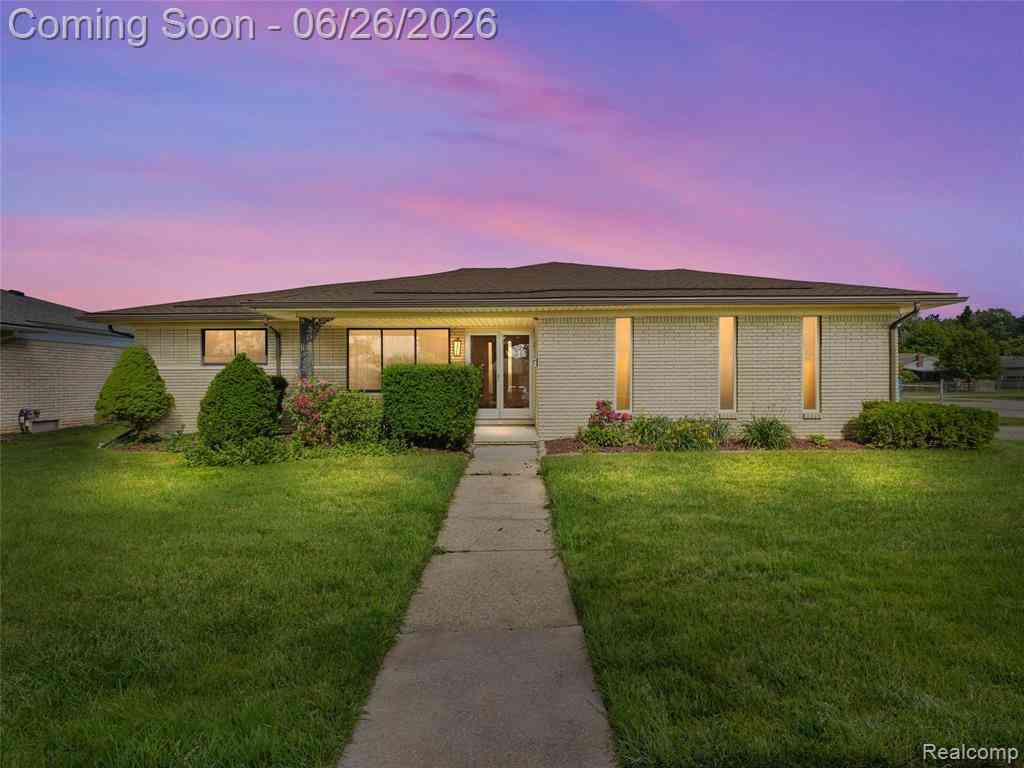 Homes For Sale - 28506 Steele Drive <br/> Warren, MI 48088