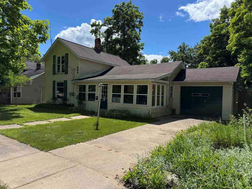 Homes For Sale - 225 N Hayes Street <br/> Clare County, Farwell, MI 48622