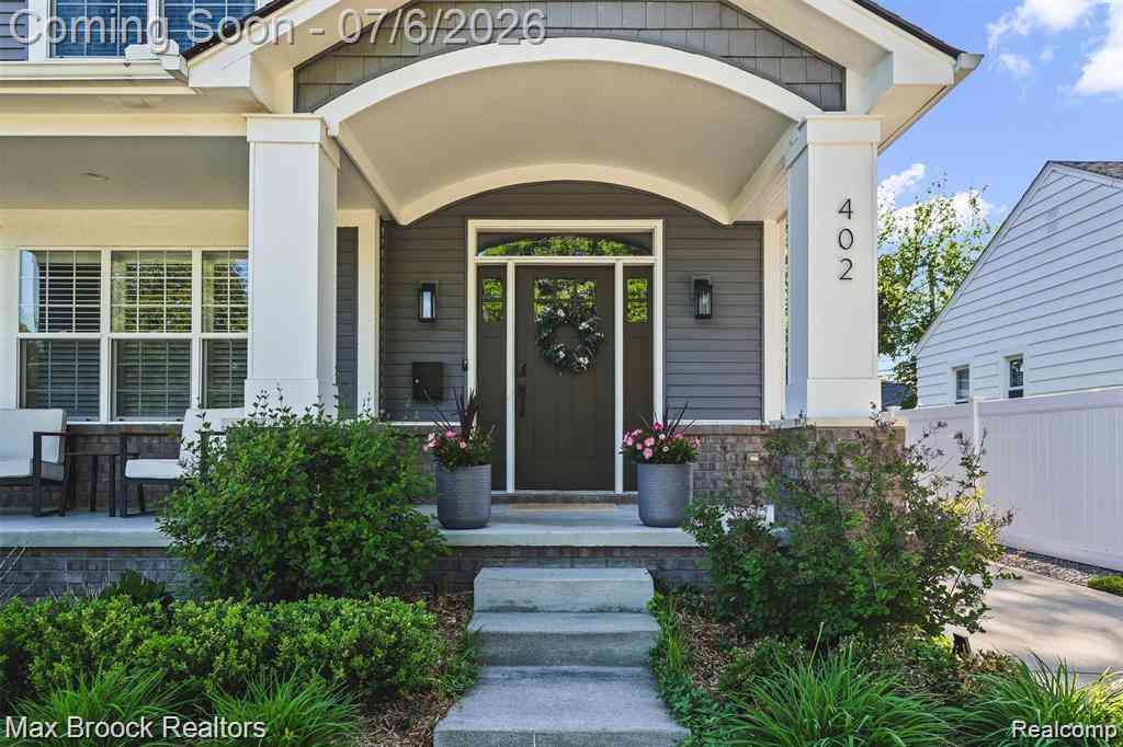 Homes For Rent - 402 N Alexander Avenue <br/> Oakland County, Royal Oak, MI 48067