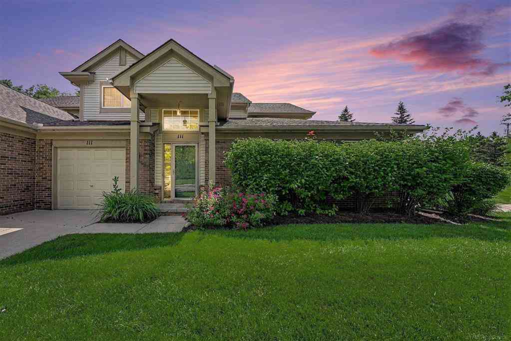 Condo For Sale - 111 S Vista Drive <br/> Auburn Hills, MI 48326