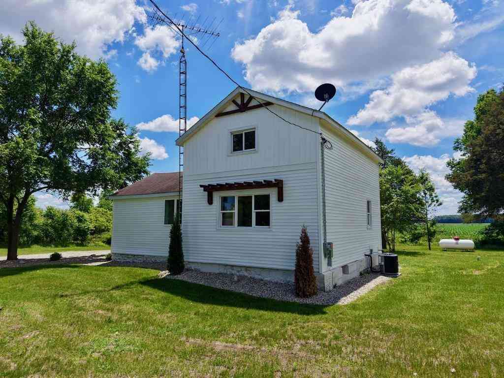Homes For Sale - 12301 Niblok Road <br/> Saginaw County, Chesaning, MI 48616