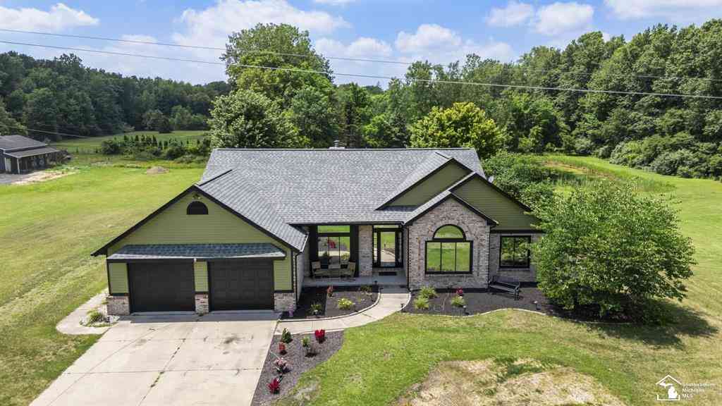 Homes For Sale - 3570 Summerfield Road <br/> Monroe County, Petersburg, MI 49270