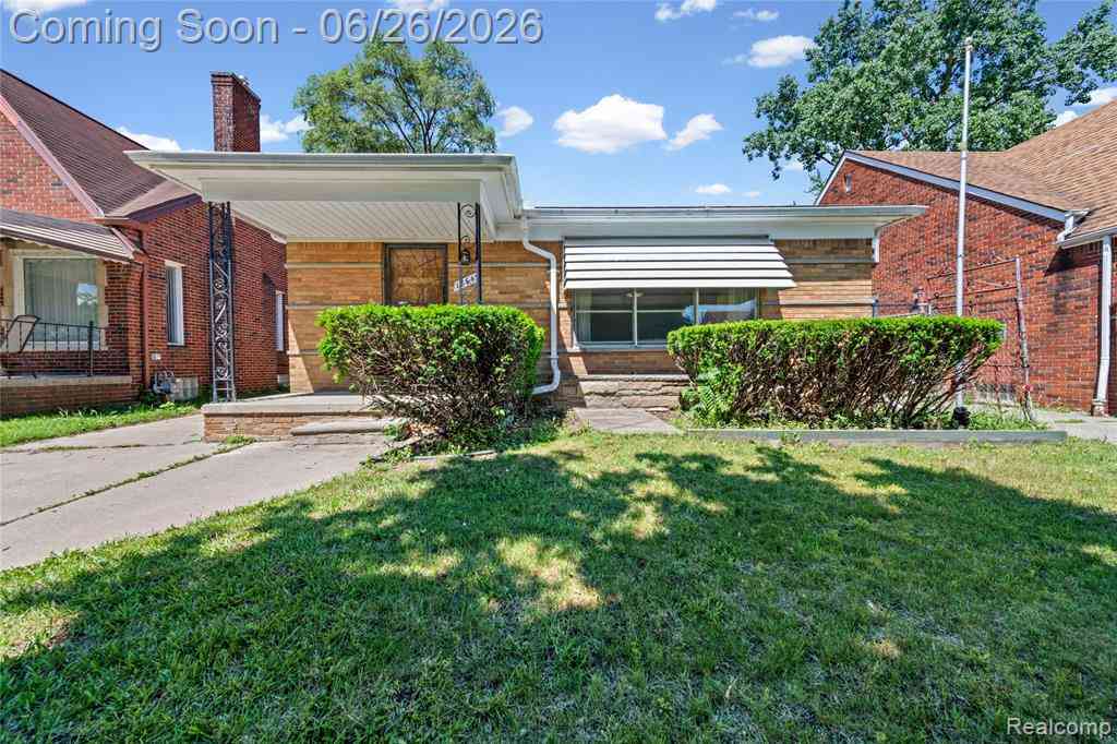 Homes For Sale - 18645 Whitcomb Street <br/> Wayne County, Detroit, MI 48235