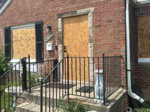 Homes For Sale - 9731 Mckinney Street <br/> Detroit, MI 48224
