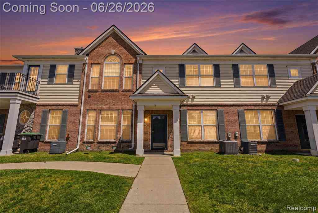 Condo For Sale - 23978 Northstone Village Drive <br/> Wayne County, Taylor, MI 48180