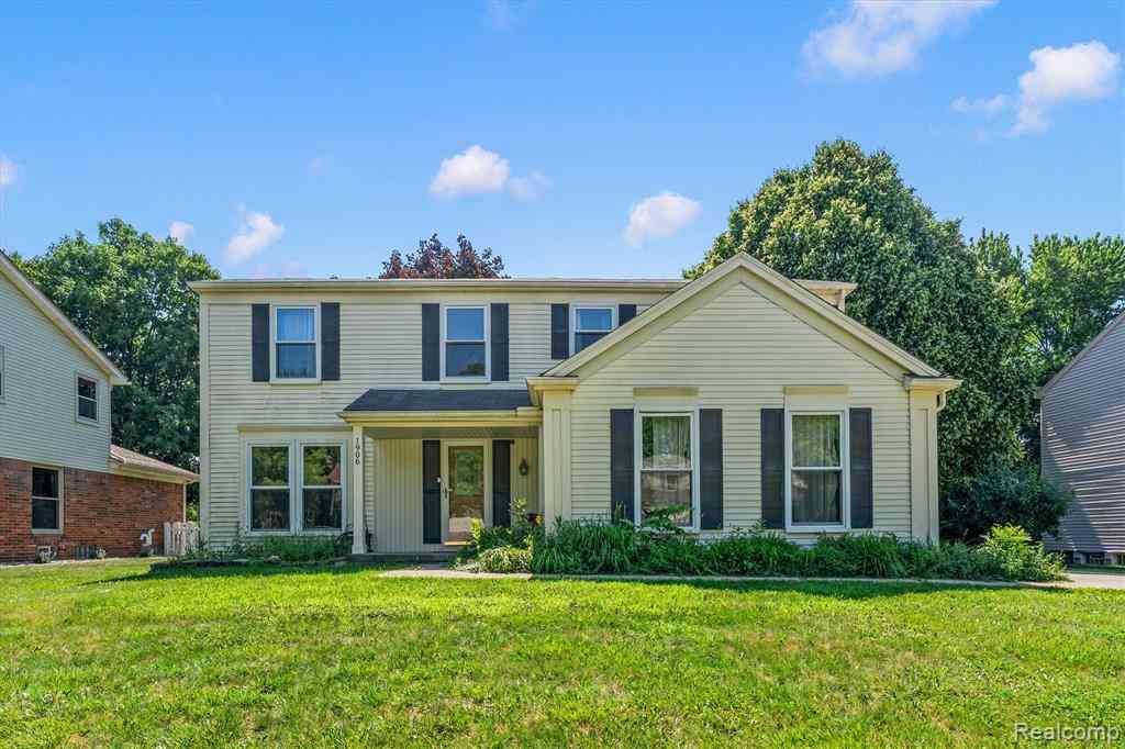 Homes For Sale - 1906 Freemont Drive <br/> Troy, MI 48098