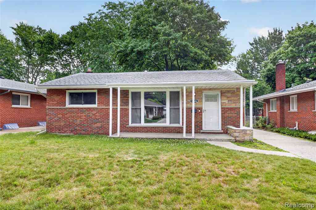 Homes For Sale - 12842 Brady  <br/> Redford, MI 48239