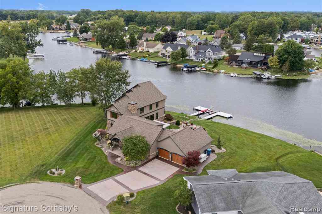 Homes For Sale - 728 Blackfoot Court <br/> Branch County, Coldwater, MI 49036