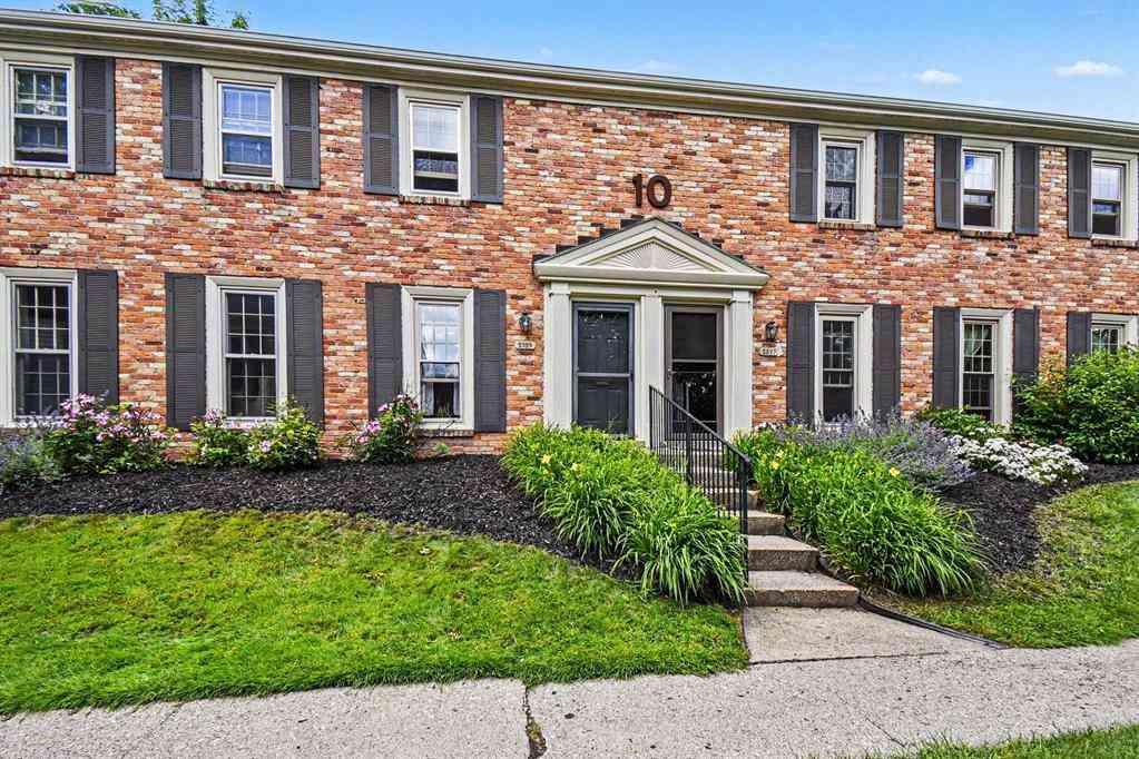 Condo For Sale - 2529 Abbington Drive Se SE #91<br/> Grand Rapids, MI 49506