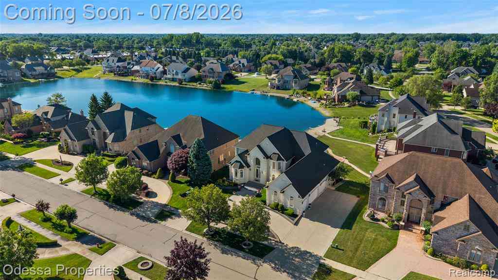 Homes For Sale - 12984 Azure Drive <br/> Macomb County, Utica, MI 48315