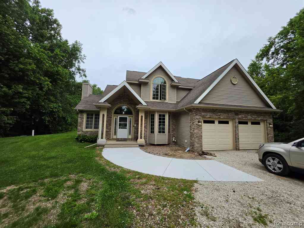 Homes For Sale - 5150 W Carpenter Road <br/> Genesee County, Flint, MI 48504