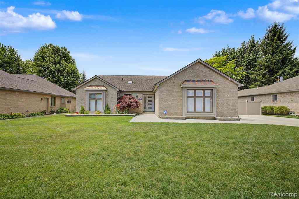 Homes For Sale - 35105 Wellston Avenue <br/> Macomb County, Sterling Heights, MI 48312