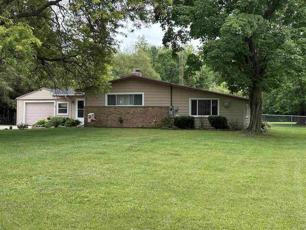 Homes For Sale - 8104 Webster Road <br/> Genesee County, Mount Morris, MI 48420
