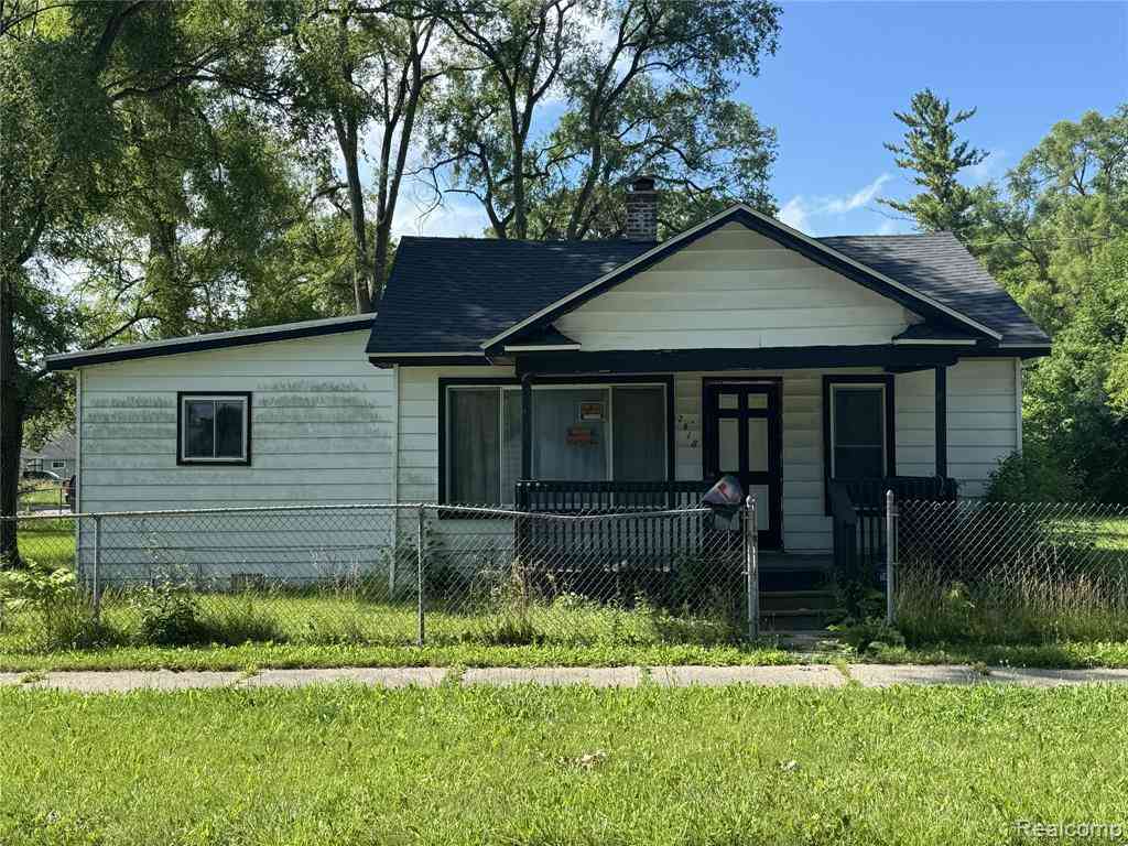 Homes For Sale - 2418 Morris Street <br/> Saginaw, MI 48601