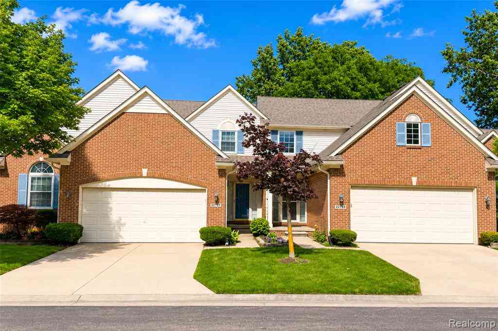 Condo For Rent - 22733 Coachlight Circle <br/> Wayne County, Taylor, MI 48180