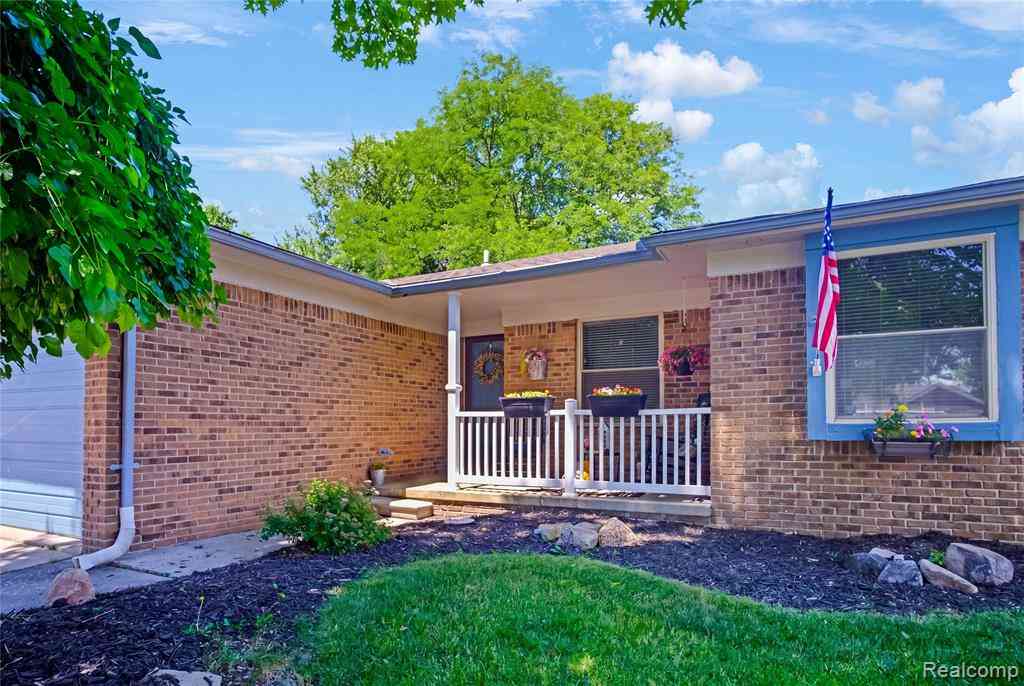 Homes For Sale - 7878 Charrington Drive <br/> Wayne County, Canton, MI 48187