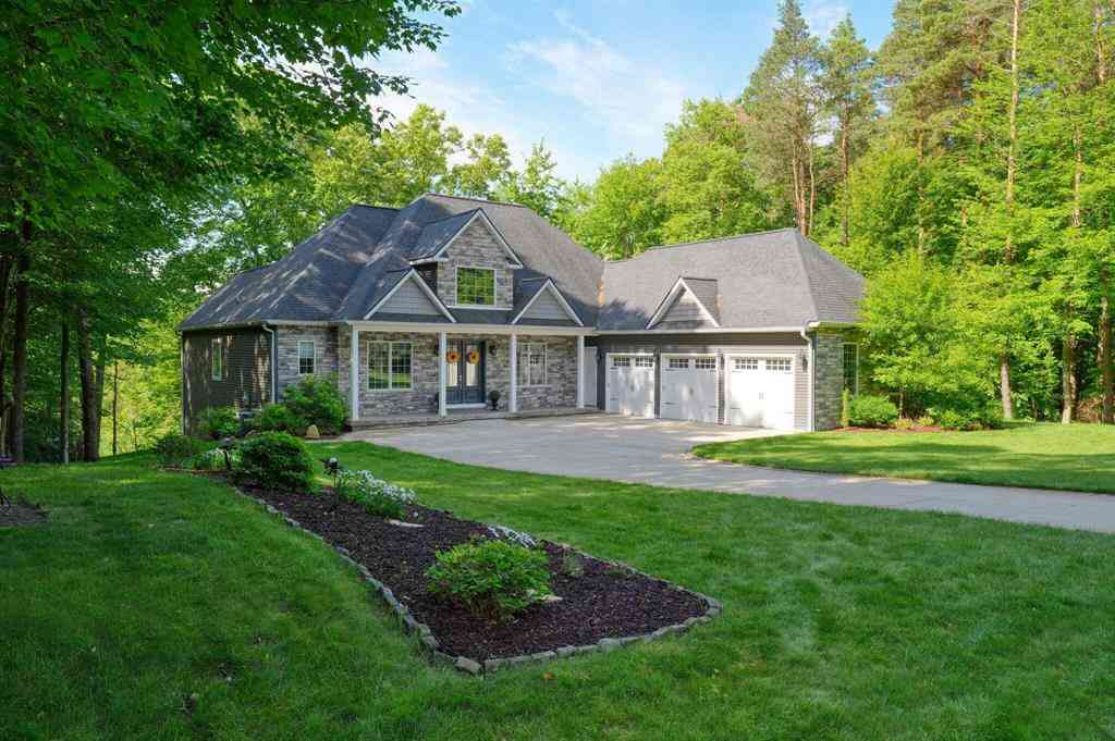 Homes For Sale - 7026 Sanctuary Drive <br/> Jackson, MI 49201