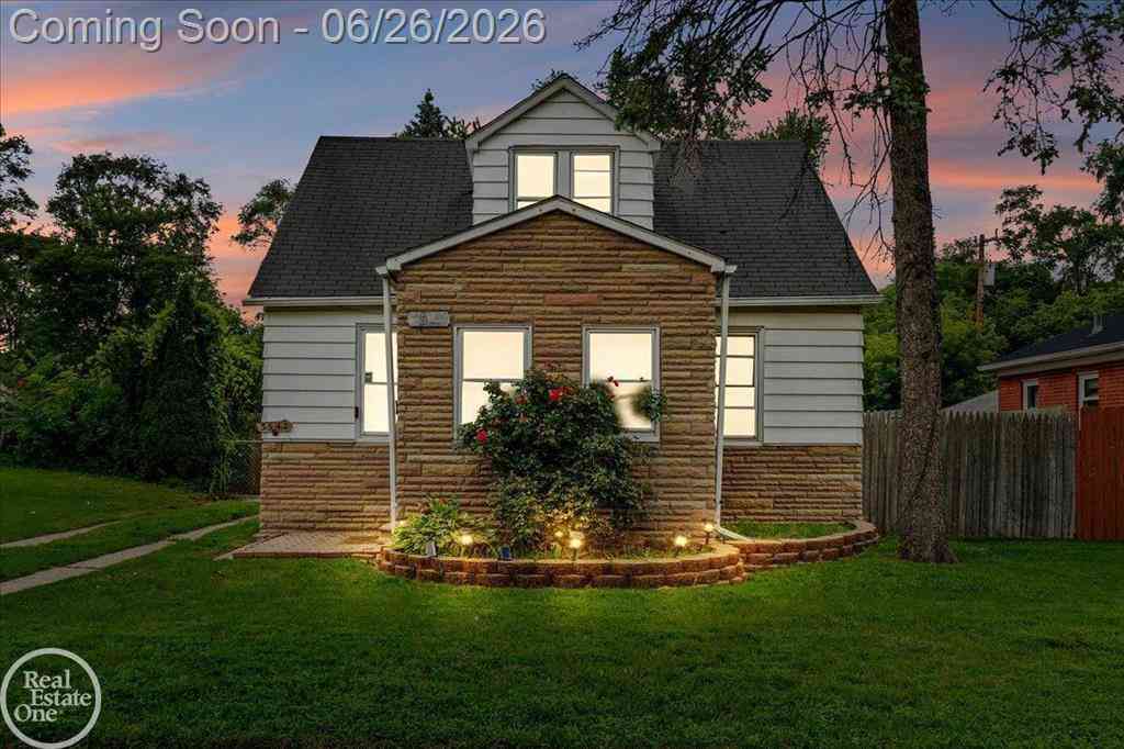 Homes For Sale - 3547 Alvina Avenue <br/> Warren, MI 48091