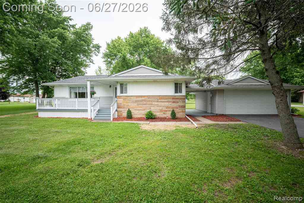 Homes For Sale - 10086 N Lewis Road <br/> Genesee County, Clio, MI 48420