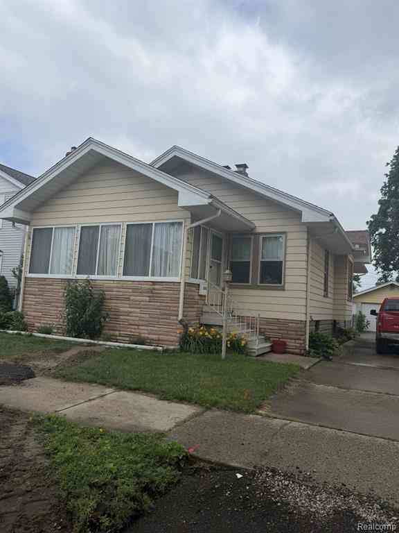 Homes For Sale - 374 Woodworth Street <br/> Marine City, MI 48039