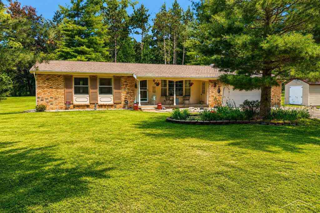 Homes For Sale - 20440 Thornapple Lane <br/> Big Rapids, MI 49307
