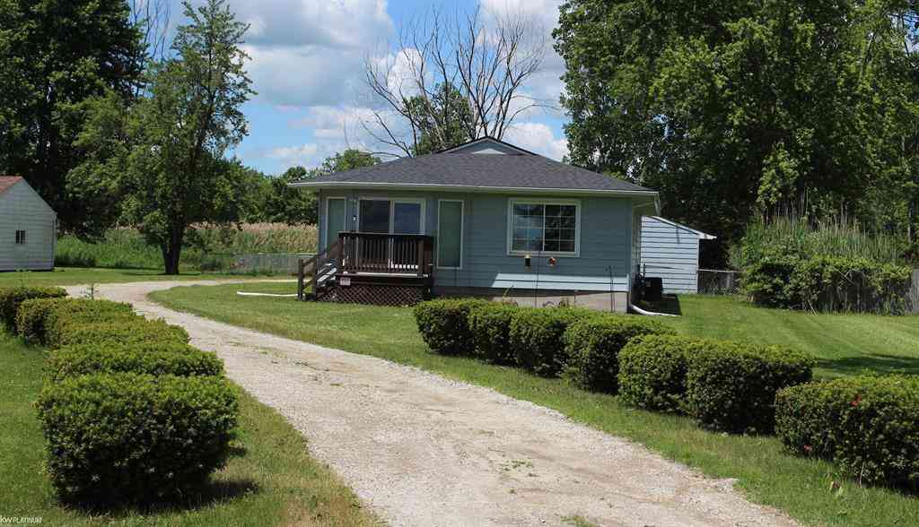 Homes For Sale - 7938 River Road <br/> Saint Clair County, Cottrellville, MI 48039