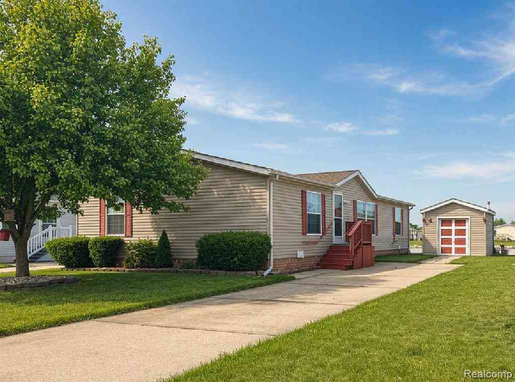 Homes For Sale - 29258 Hidden River Drive <br/> Wayne County, Gibraltar, MI 48173