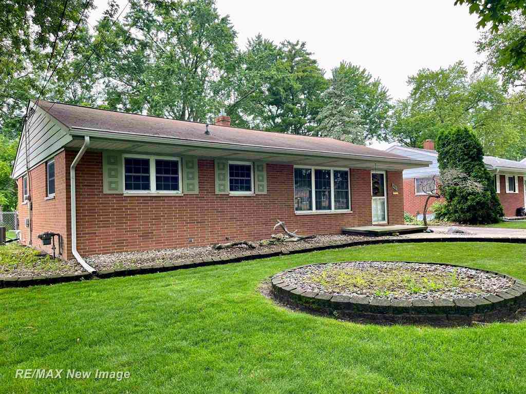 Homes For Sale - 2915 Deindorfer Street <br/> Saginaw, MI 48602