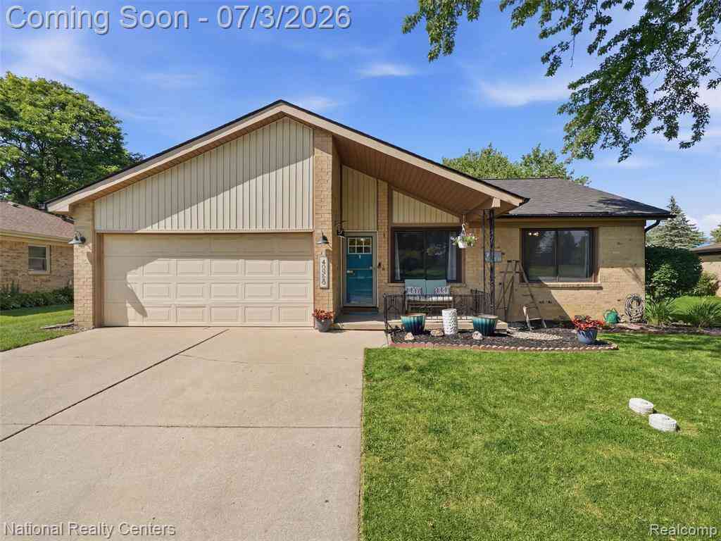 Homes For Sale - 40368 Village Wood Road <br/> Novi, MI 48375