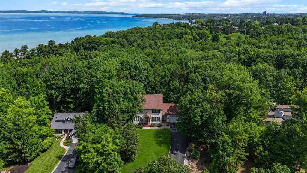 Homes For Sale - 3001 Wild Juniper Trail <br/> Traverse City, MI 49686