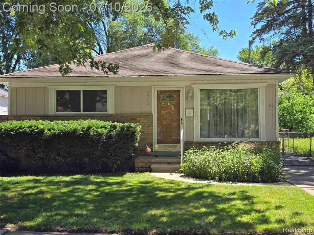Homes For Sale - 4663 Ziegler Street <br/> Wayne County, Dearborn Heights, MI 48125