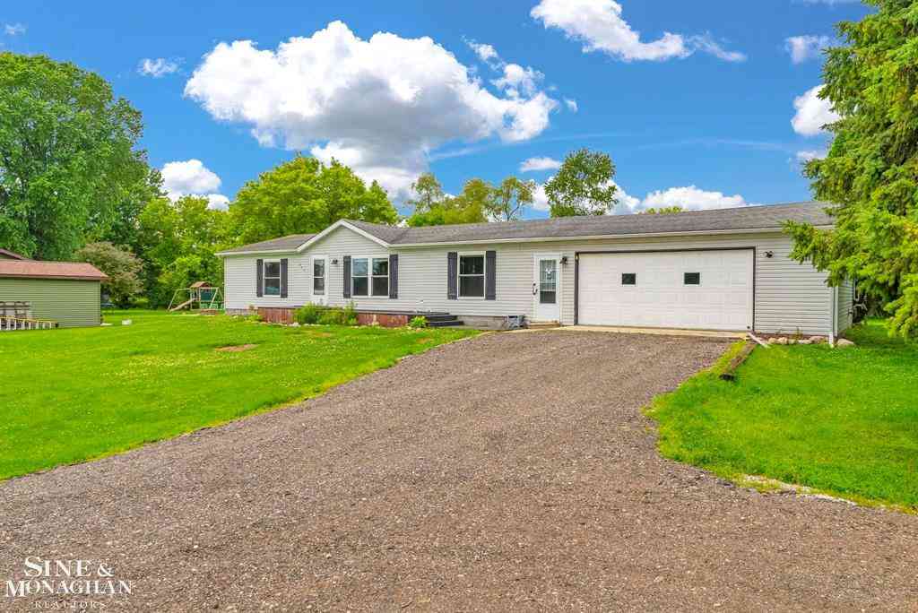 Homes For Sale - 433 N Howard Street <br/> Sanilac County, Croswell, MI 48422