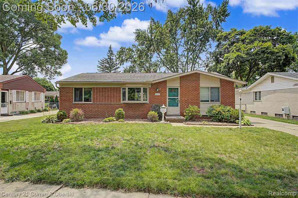 Homes For Sale - 42519 Applecreek Drive <br/> Plymouth, MI 48170