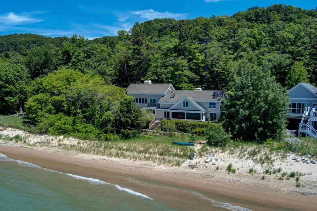 Homes For Sale - 968 S Manitou Trail <br/> Lake Leelanau, MI 49653