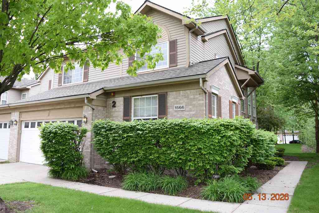 Condo For Rent - 1566 Heron Circle <br/> Canton, MI 48187