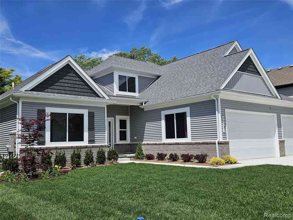 Homes For Sale - 49287 London Bridge Drive <br/> Macomb, MI 48044